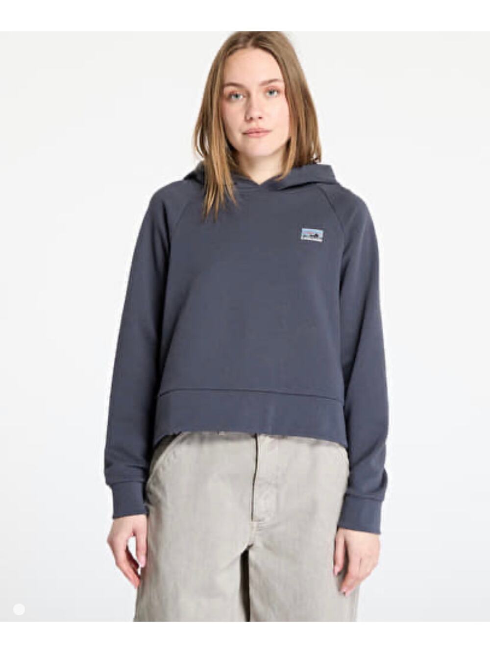 PATAGONIA OVERSIZED DARK GRAY CROPPED SWEATSHIRT: SMALL